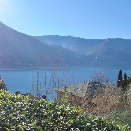 Appartamenti La Porta Sul Lago Laglio Room photo